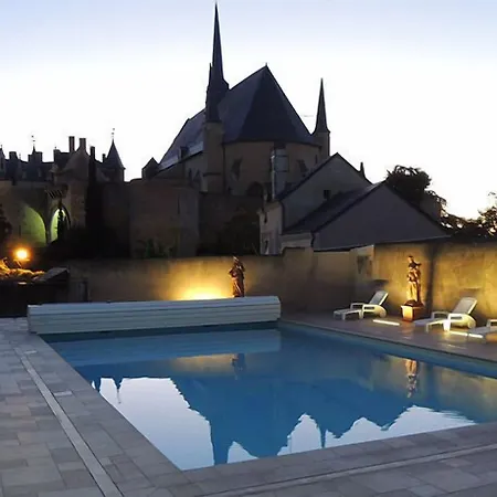 Le Relais Du Bellay Отель