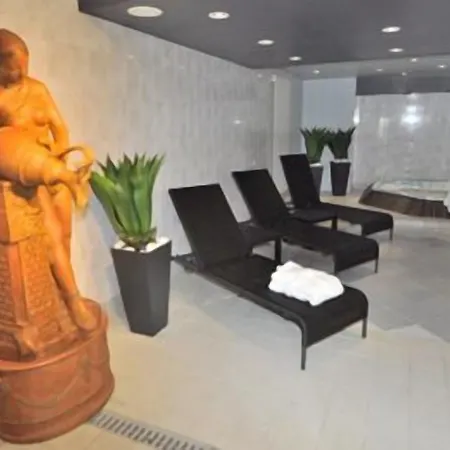 Le Relais Du Bellay 3*