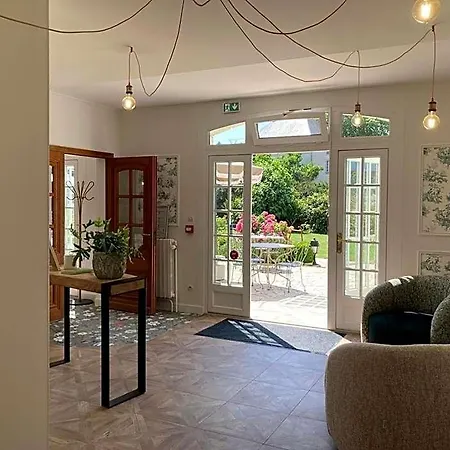 Le Relais Du Bellay Hotel