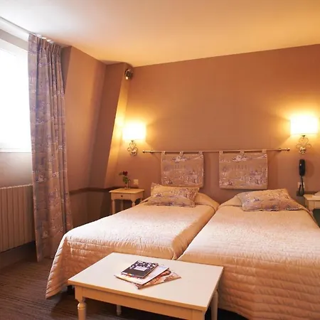 Hotell Le Relais Du Bellay