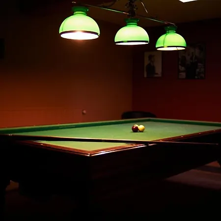 فندق Le Relais Du Bellay مونتري-بيلاي